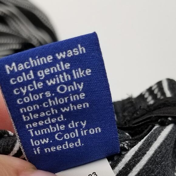 APT 9 Jumpsuit Wide Leg Surplice Wrap Tie Front Long Sleeve Black & White - XL - Picture 12 of 12